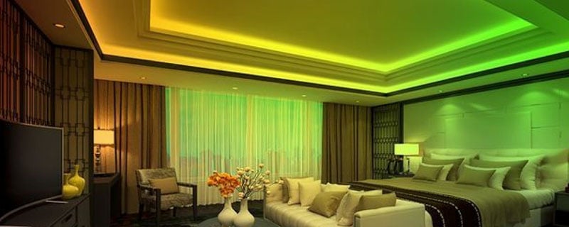 Éclairage LED intelligent dans une chambre haut de gamme / Smart LED lighting in a high-end room